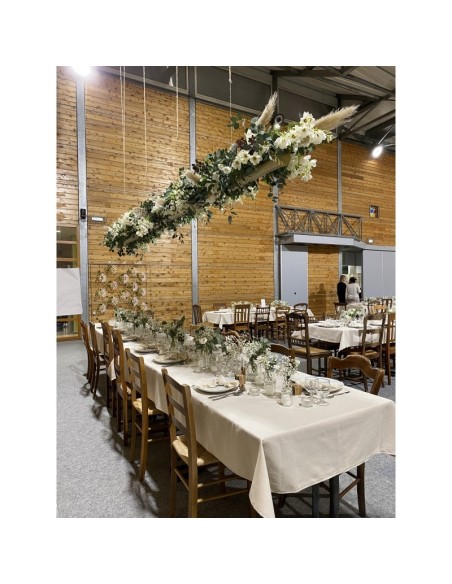 Location chaise en bois vintage dépareillée