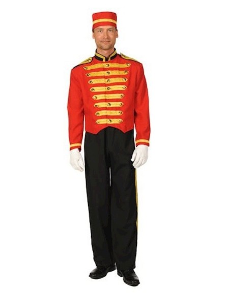Location costume Groom