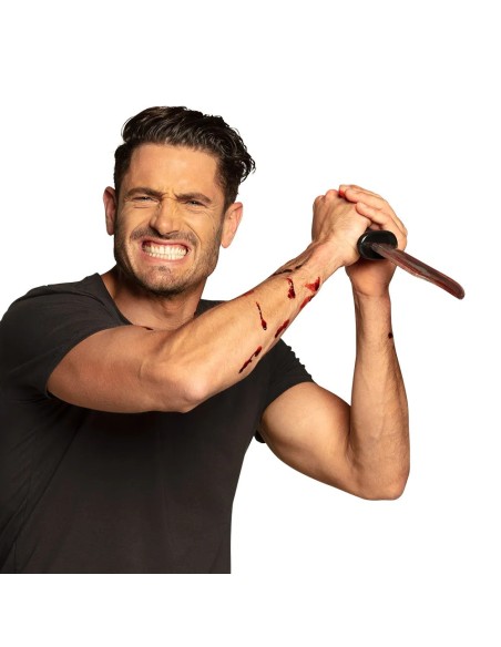 Couteau ensanglanté