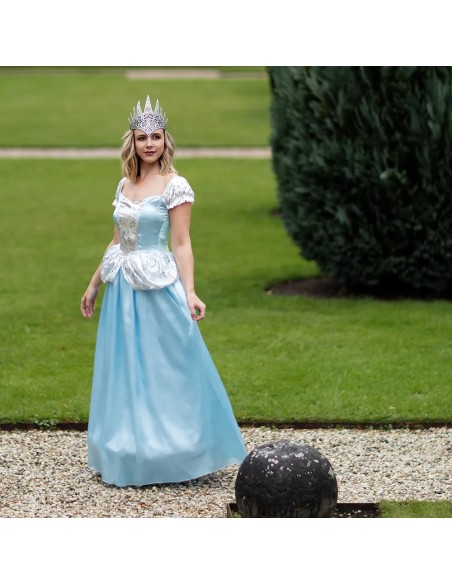 Couronne de reine en mousse