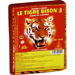 Lot de 4 pétards Le Tigre Bison 3 pour grosse explosion