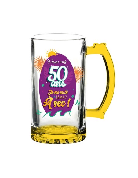 Chope de bière 50 ans pour célébrer un anniversaire