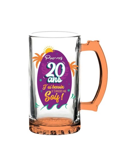 Chope de bière 20 ans pour célébrer un anniversaire