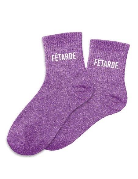 Paire de chaussettes paillettes violet avec la mention Fêtarde