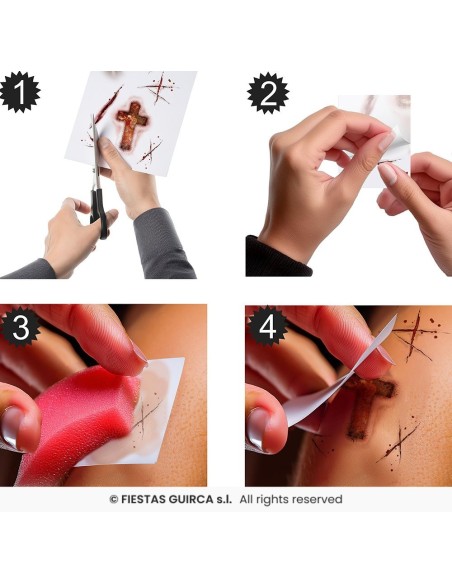 Faux tatouages blessures sanglantes de personne possédée