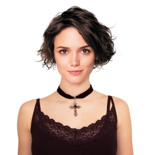 Collier croix gothique