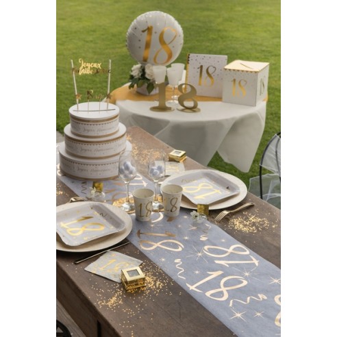 Chemin de table or et blanc - 18 ans